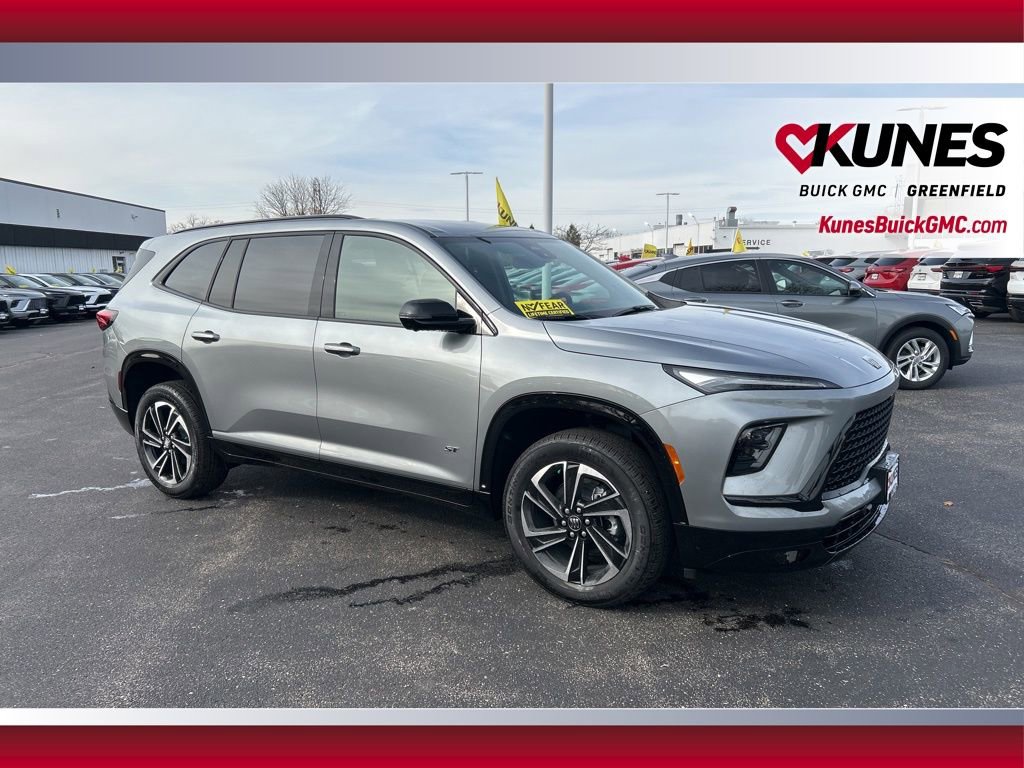 New 2026 Buick Enclave Sport Touring w/ LPO, Floor Liner Package image 38