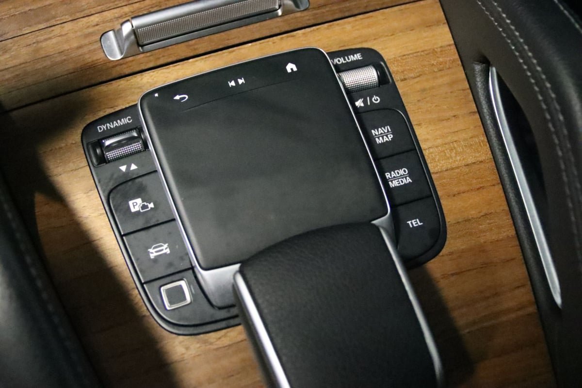 Used 2025 Mercedes-Benz GLE 350 4MATIC w/ Winter Package image 21