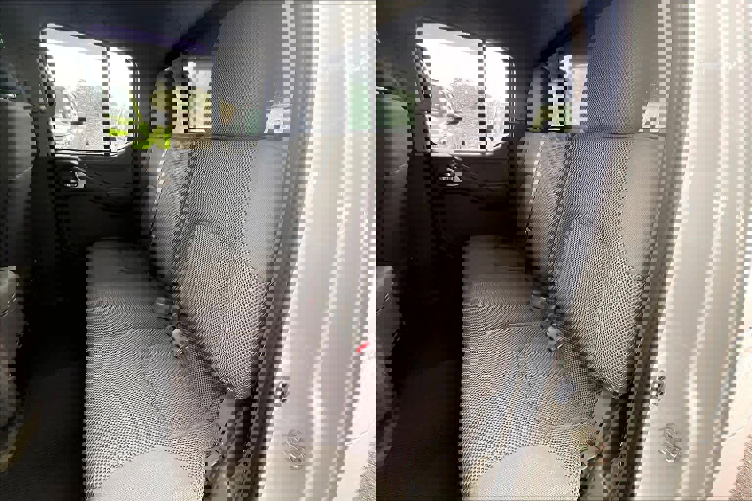 Used 2016 Nissan Frontier SV image 19