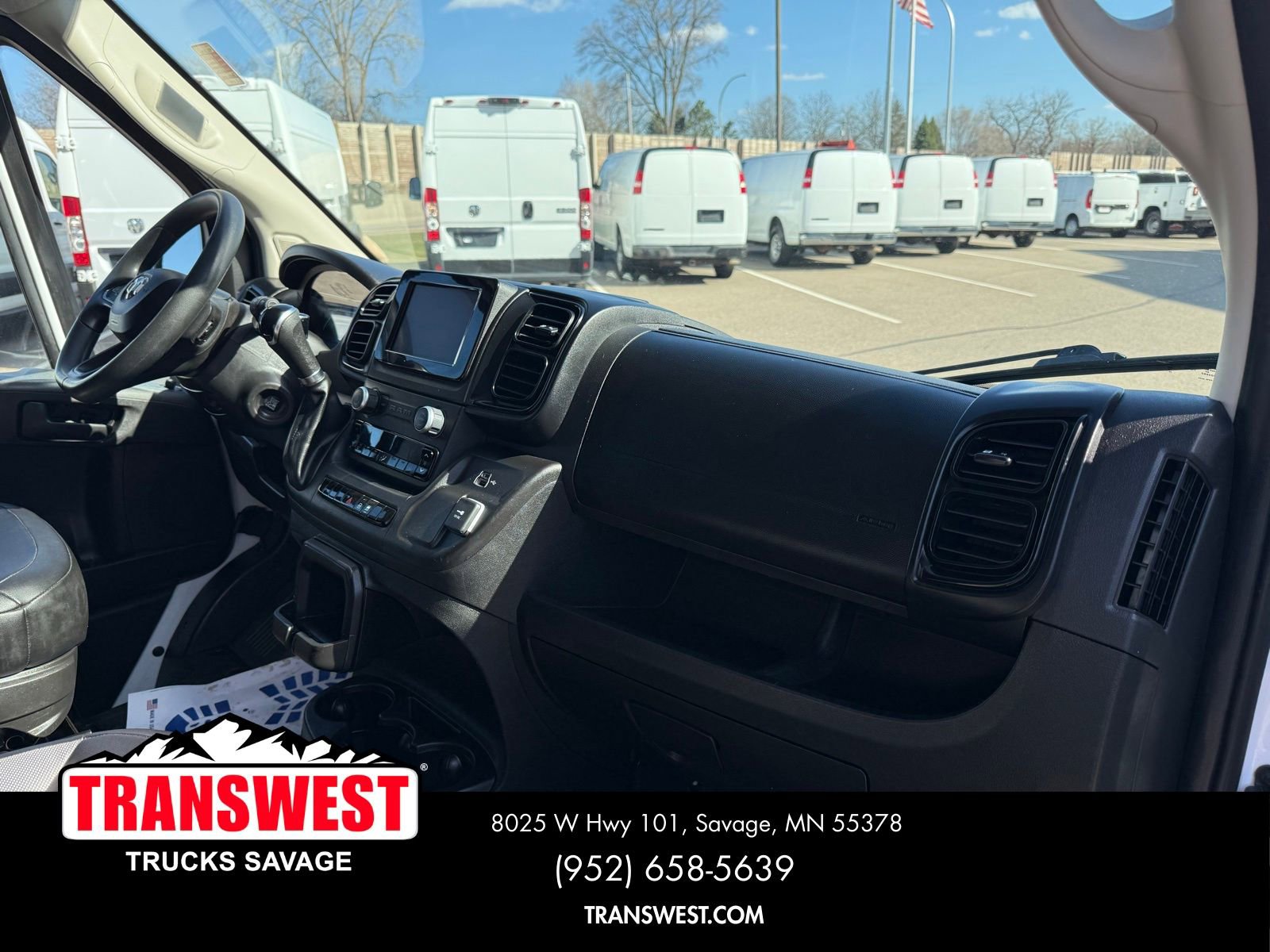 Used 2023 RAM ProMaster 2500 FWD image 6