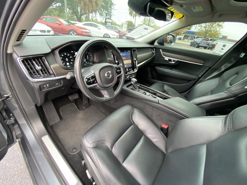 Used 2018 Volvo V90 T6 Cross Country w/ Convenience Package image 36