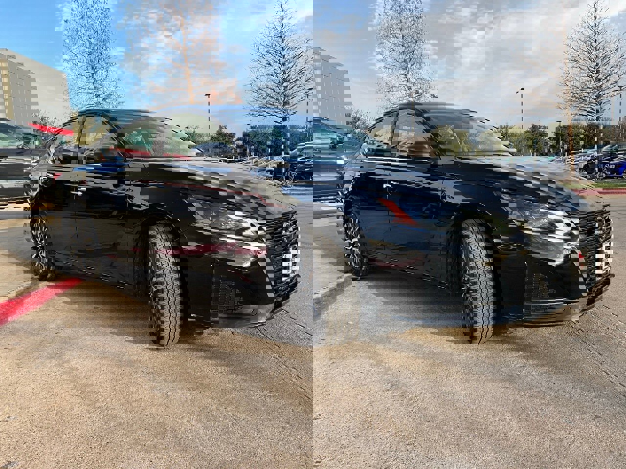 Used 2025 Nissan Altima 2.5 SV image 5