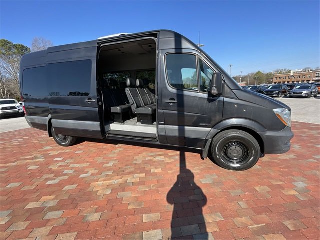 Used 2016 Mercedes-Benz Sprinter 2500 image 35