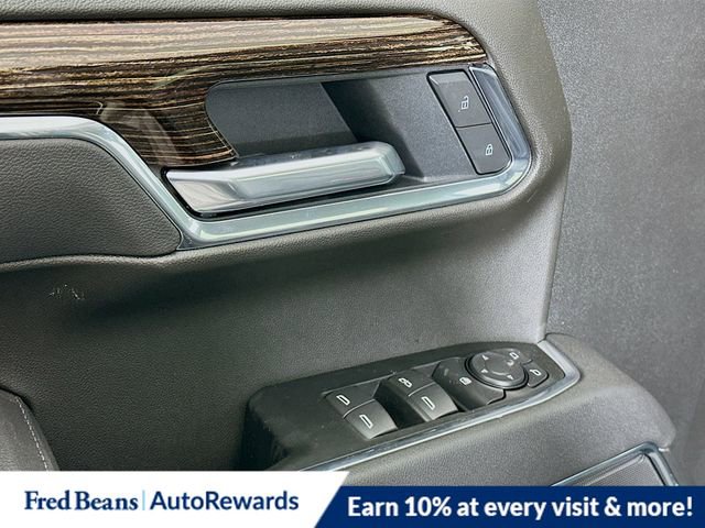 New 2026 GMC Sierra 1500 Elevation image 17