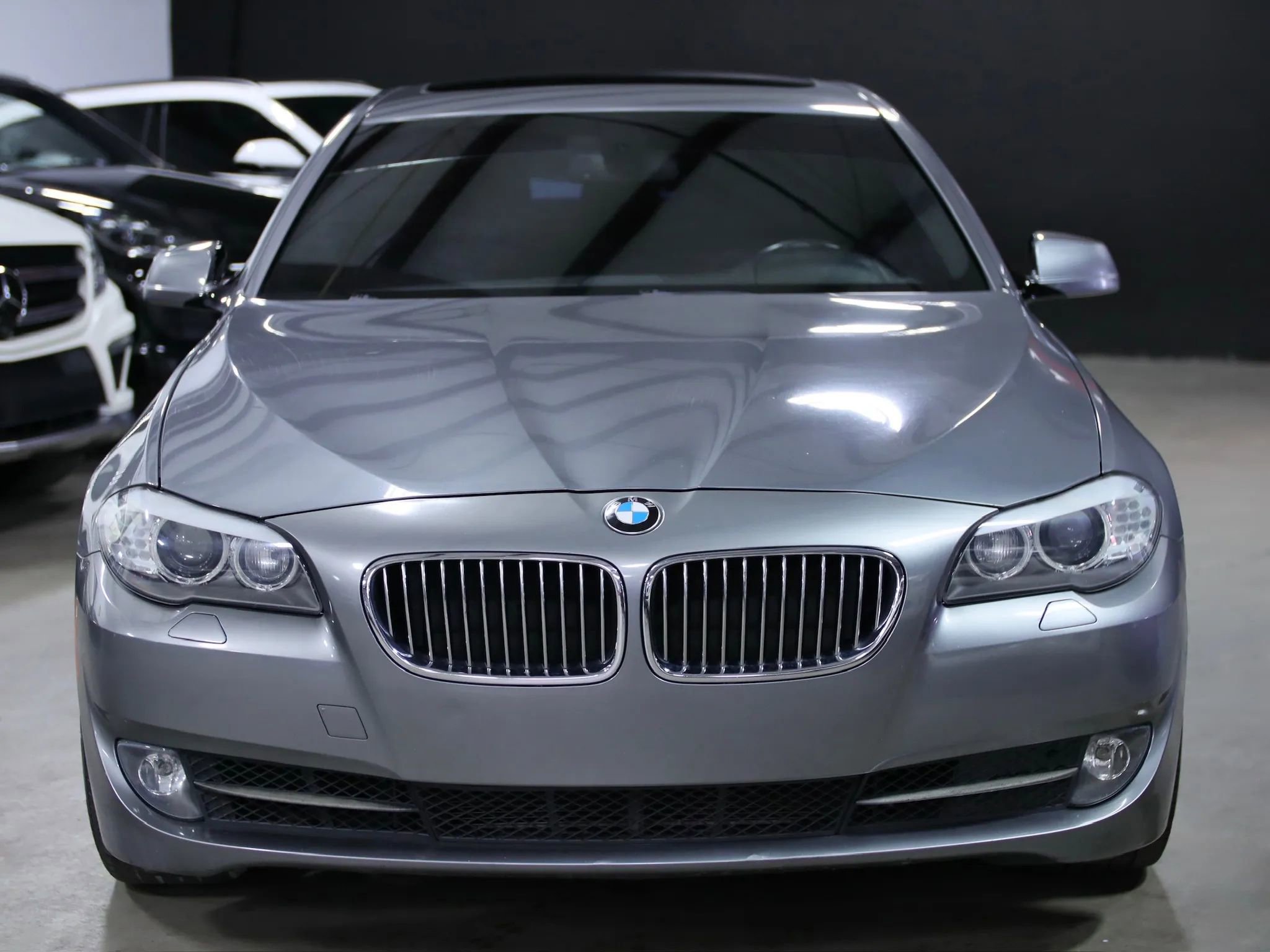 Used 2012 BMW 528i Sedan image 4
