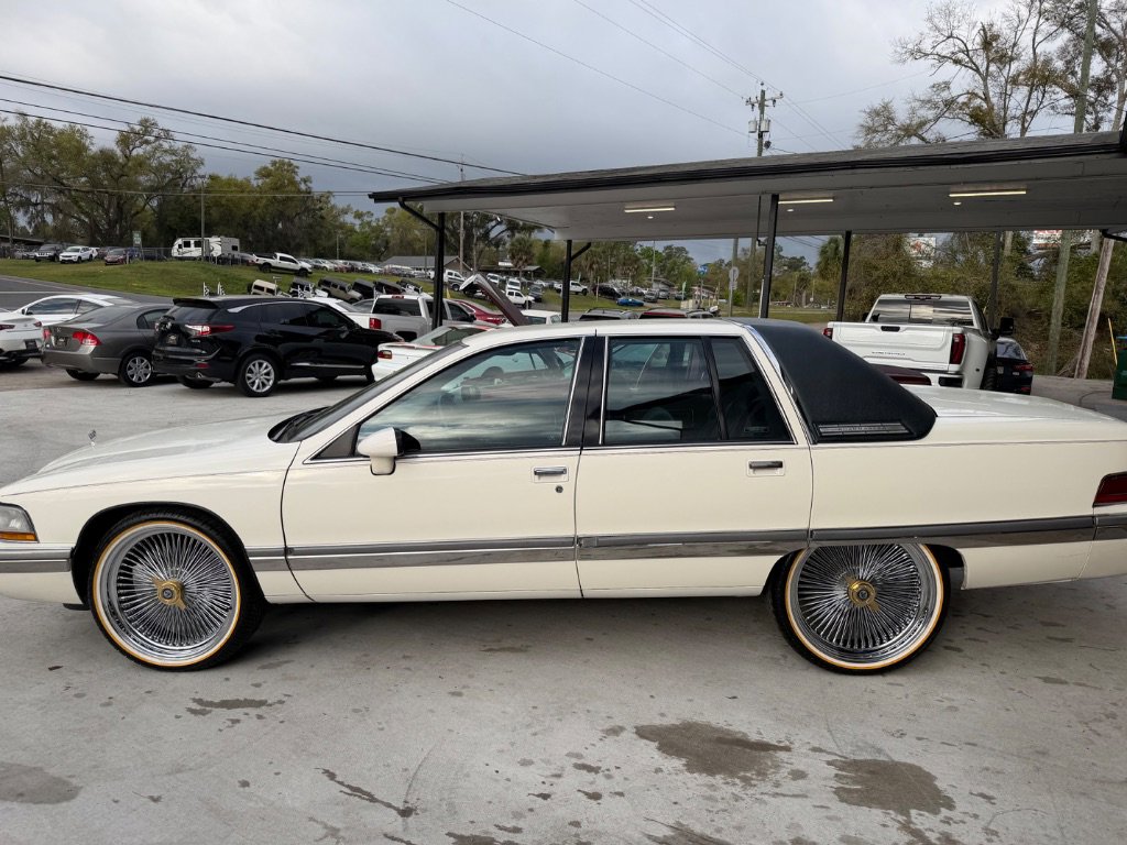 Used 1993 Buick Roadmaster Base image 3