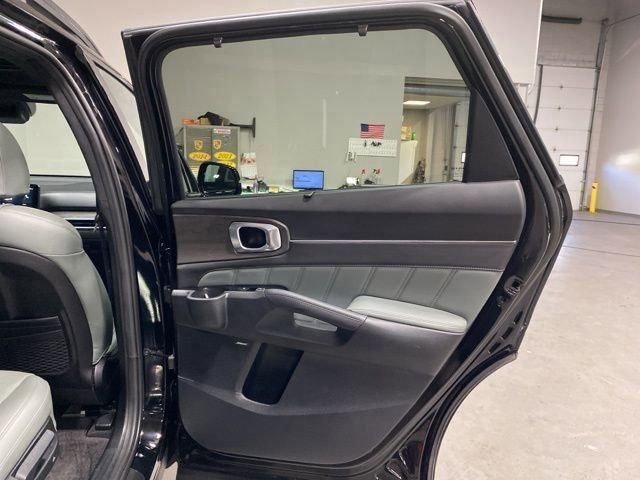 Used 2024 Kia Sorento SX Prestige w/ Sage Leather Package image 27