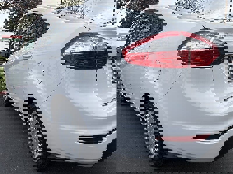 Used 2017 Ford Fiesta S image 10