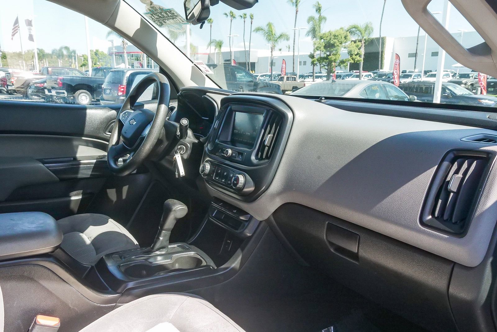 Used 2017 Chevrolet Colorado W/T w/ WT Convenience Package image 11