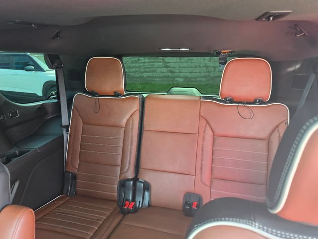 Used 2023 GMC Yukon Denali Ultimate AWD/4WD image 41