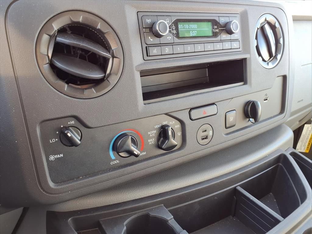 New 2024 Ford E-450 and Econoline 450 Super Duty w/ Power Windows & Locks Group RWD image 3