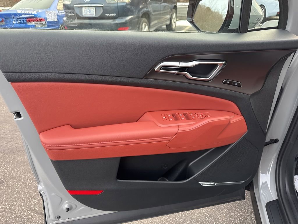 New 2026 Kia Sportage SX FWD image 10