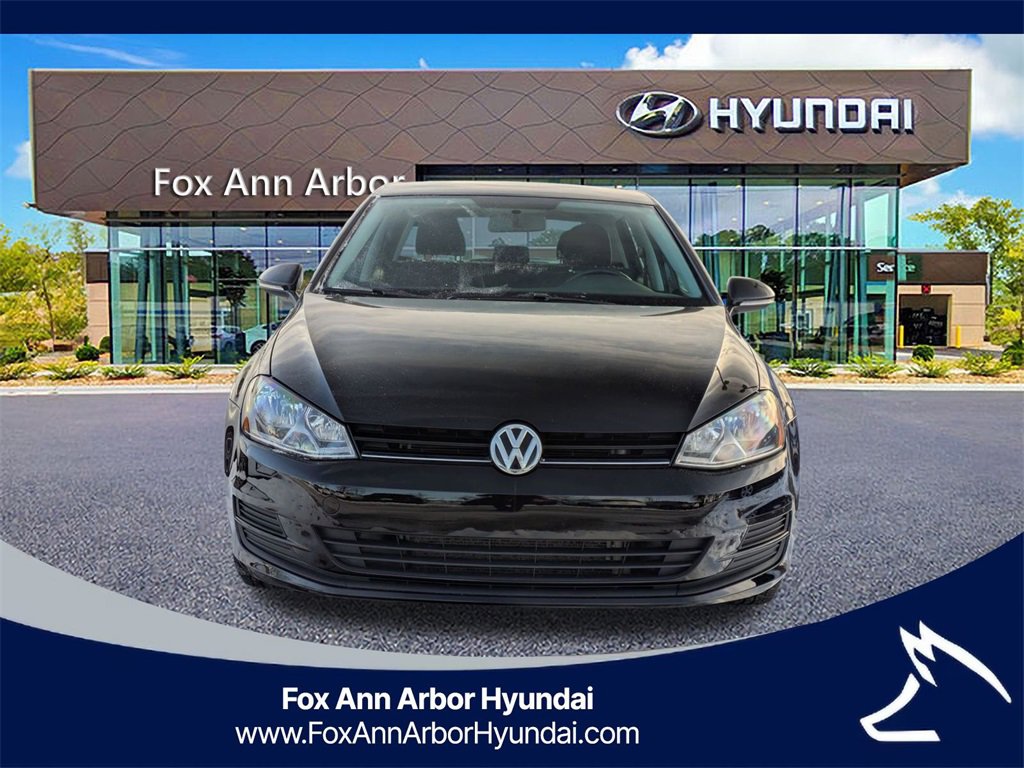 Used 2016 Volkswagen Golf S image 7