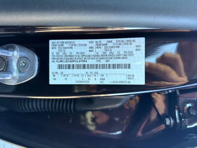 Used 2023 Lincoln Corsair Reserve w/ Equipment Group 202A image 35