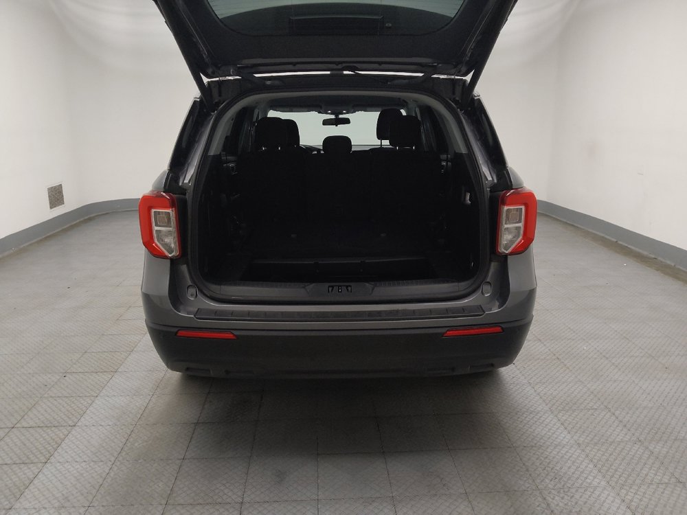 Used 2022 Ford Explorer XLT image 29