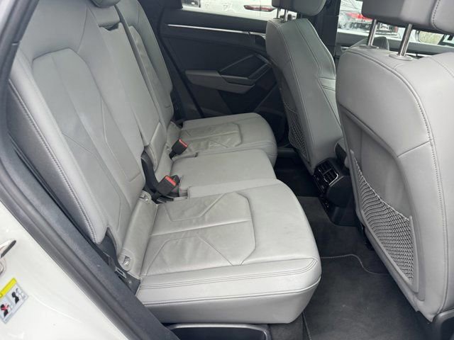 Certified 2023 Audi Q3 2.0T Premium w/ Black Optic Sport Package image 30