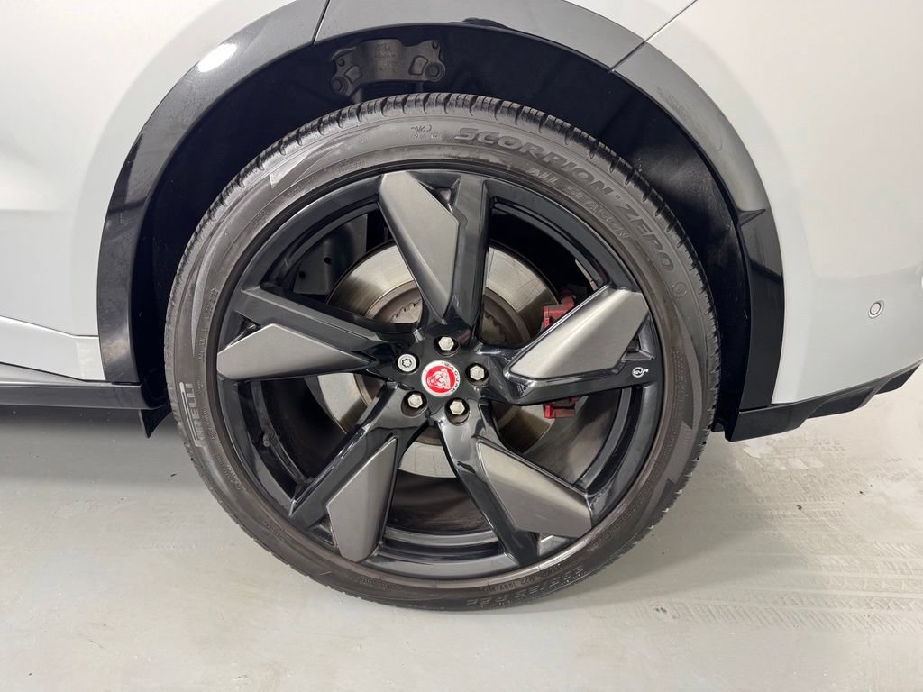 Used 2023 Jaguar F-PACE SVR AWD/4WD image 41