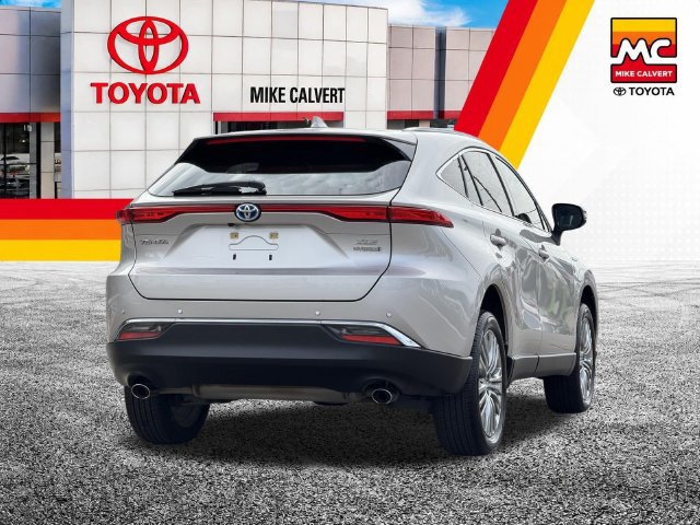 Used 2021 Toyota Venza XLE w/ Softex Package AWD/4WD image 9