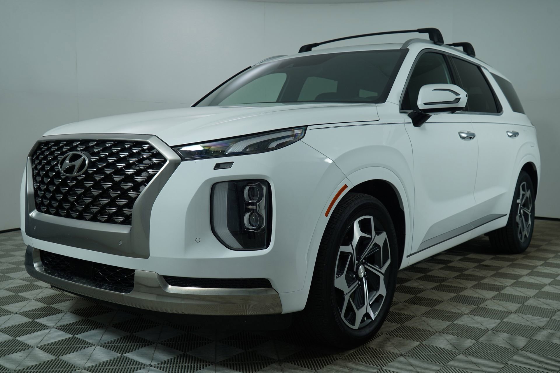 Used 2022 Hyundai Palisade Calligraphy FWD image 4