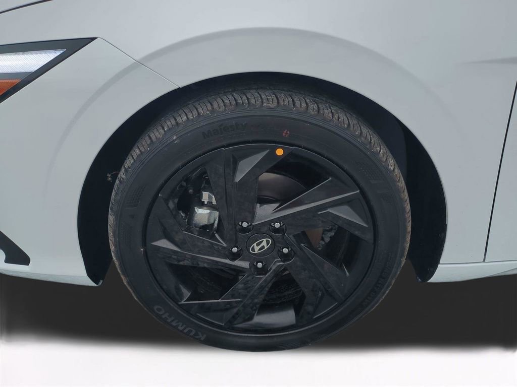 New 2026 Hyundai Elantra Sport image 11