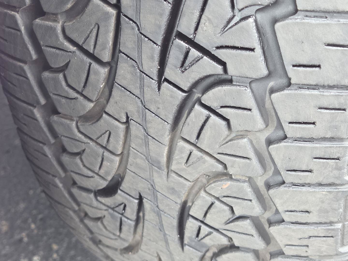 Used 2025 Ford Expedition Active AWD/4WD image 14