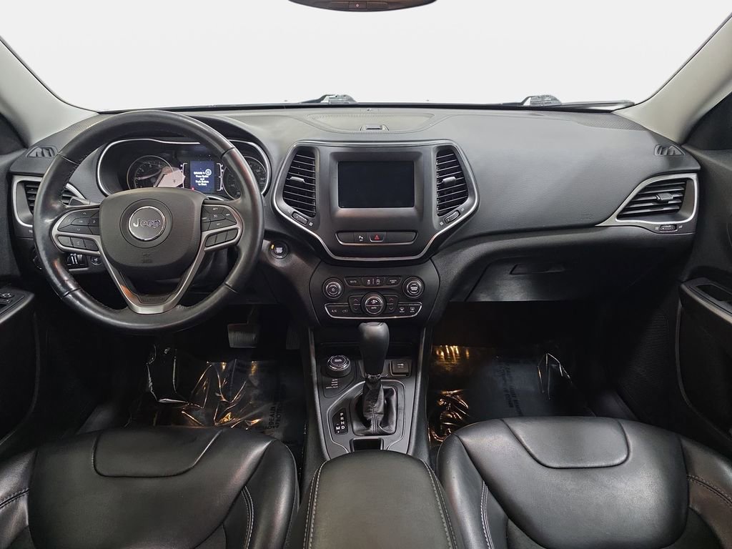 Used 2019 Jeep Cherokee Latitude Plus w/ Comfort/Convenience Group AWD/4WD image 10