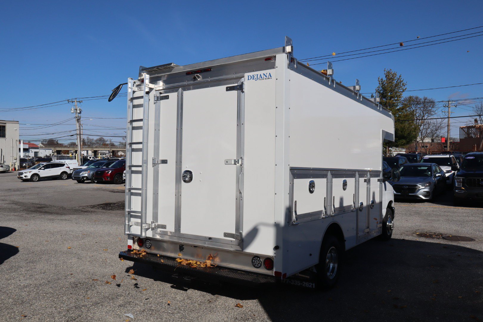 New 2026 Ford E-450 and Econoline 450 Super Duty w/ Power Equipment Group RWD image 9