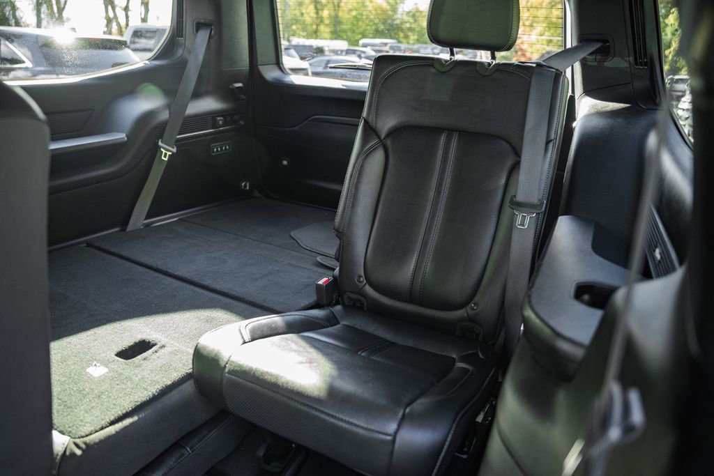 Used 2022 Jeep Wagoneer Series III image 31