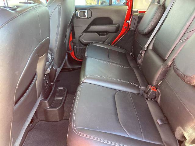 Used 2023 Jeep Wrangler Unlimited Sahara AWD/4WD image 21