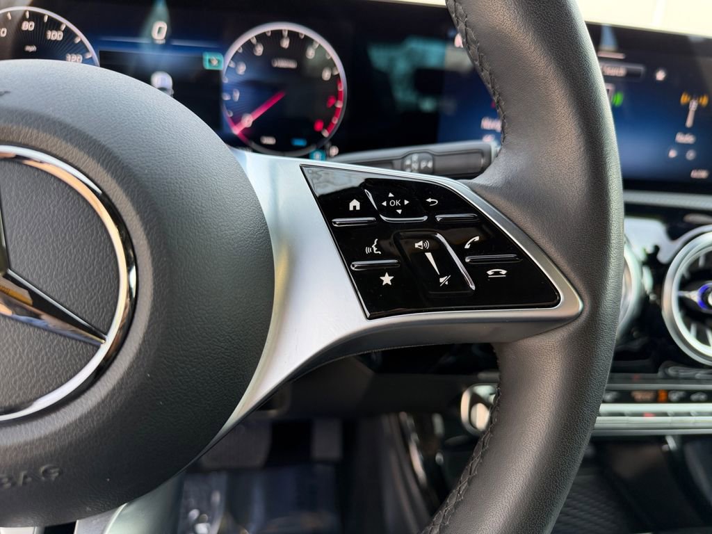 Used 2025 Mercedes-Benz CLA 250 4MATIC image 20