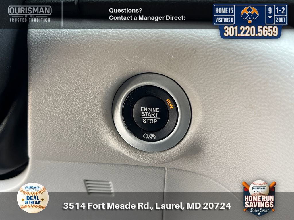 Used 2022 Chrysler Pacifica Touring-L FWD image 25