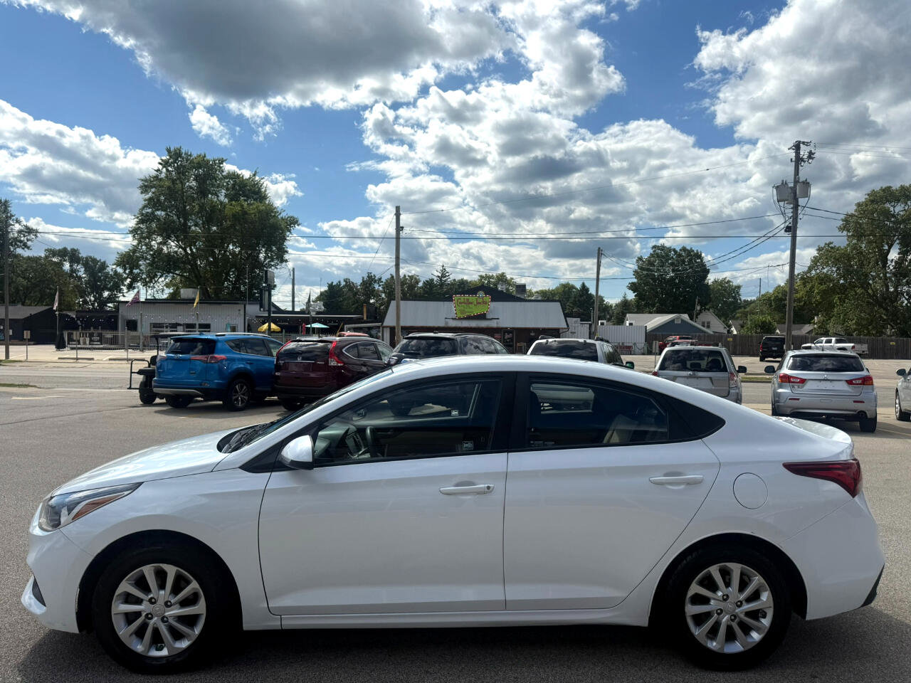Used 2018 Hyundai Accent SEL image 2