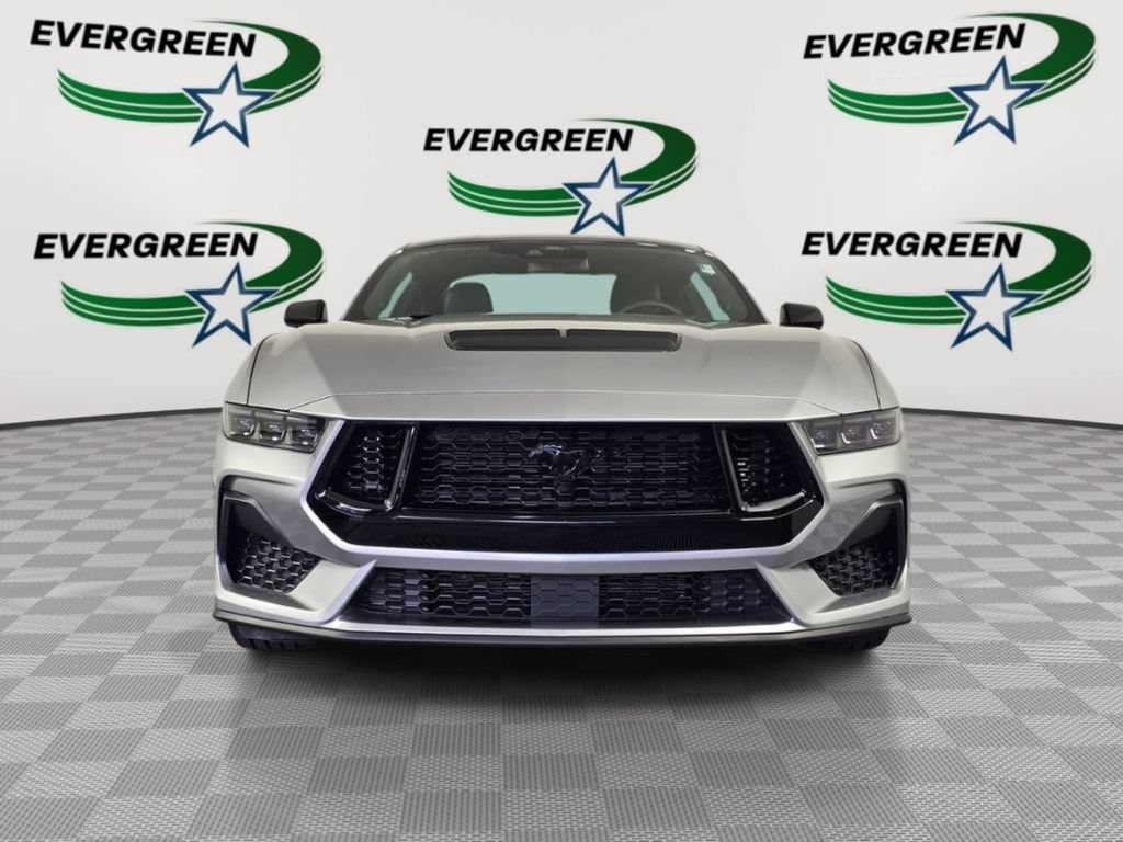 Used 2025 Ford Mustang GT RWD image 8