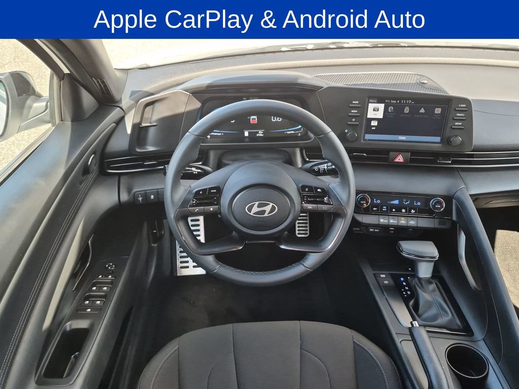 Used 2026 Hyundai Elantra Sport FWD image 12