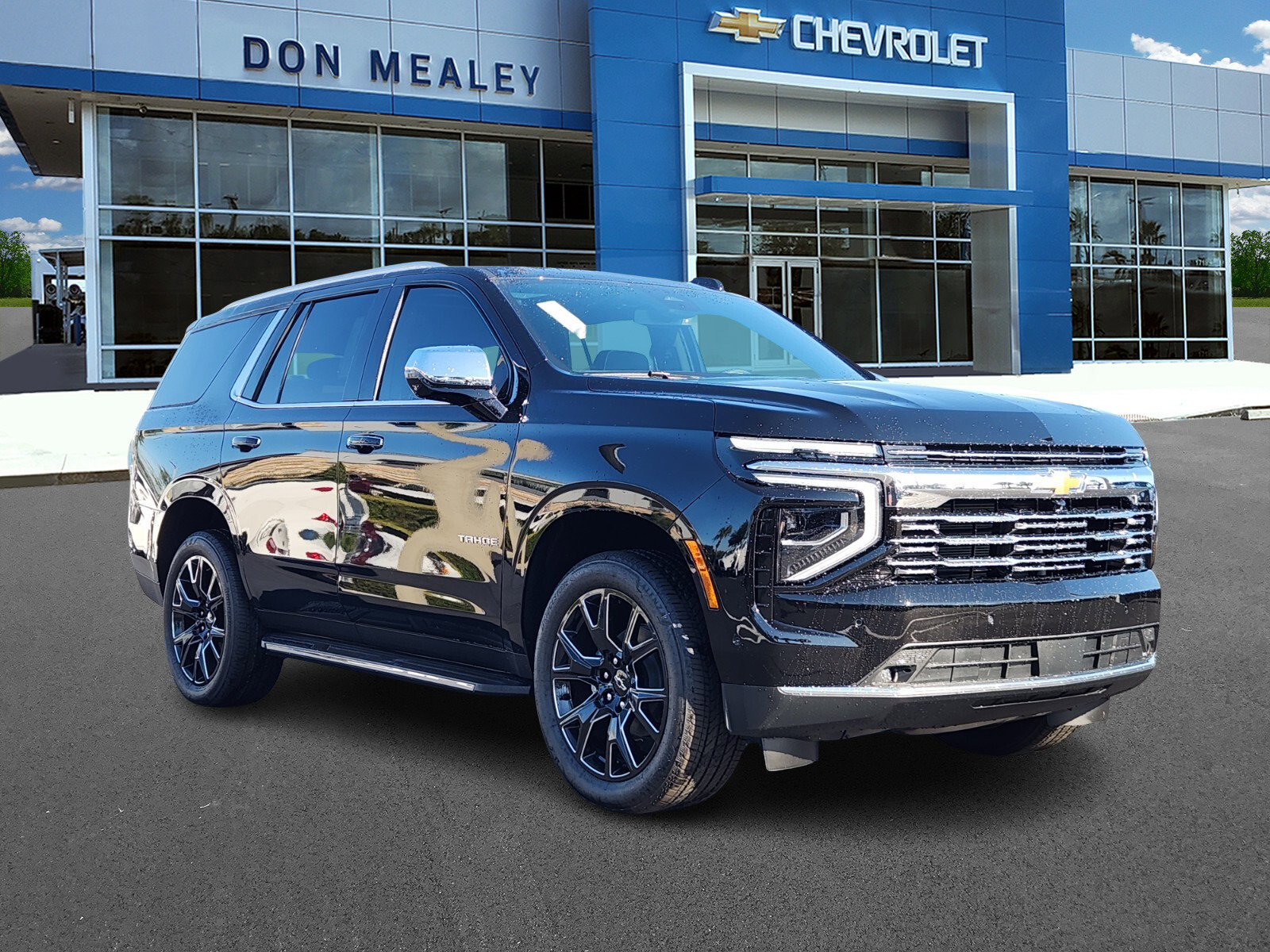 New 2026 Chevrolet Tahoe Premier w/ Sun And Tow Package