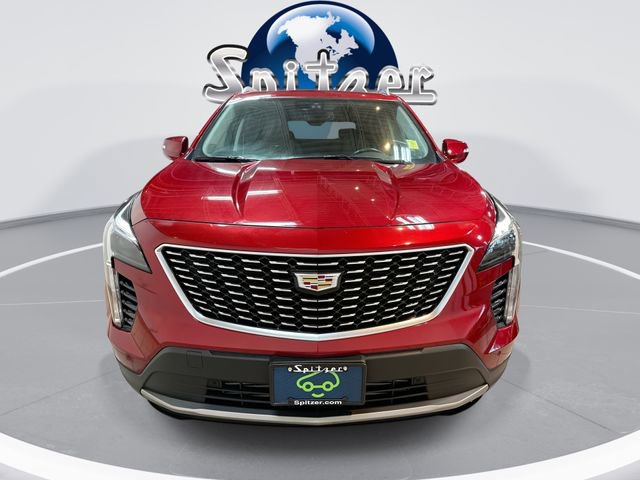 Used 2021 Cadillac XT4 Premium Luxury w/ Cold Weather Package image 3