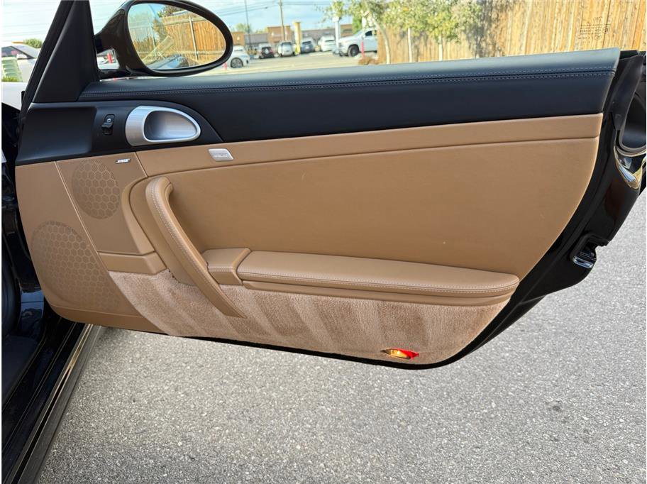 Used 2011 Porsche 911 Carrera 4S image 38