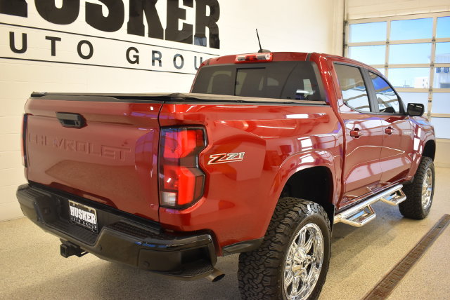 Used 2023 Chevrolet Colorado Z71 w/ Z71 Convenience Package 2 AWD/4WD image 4