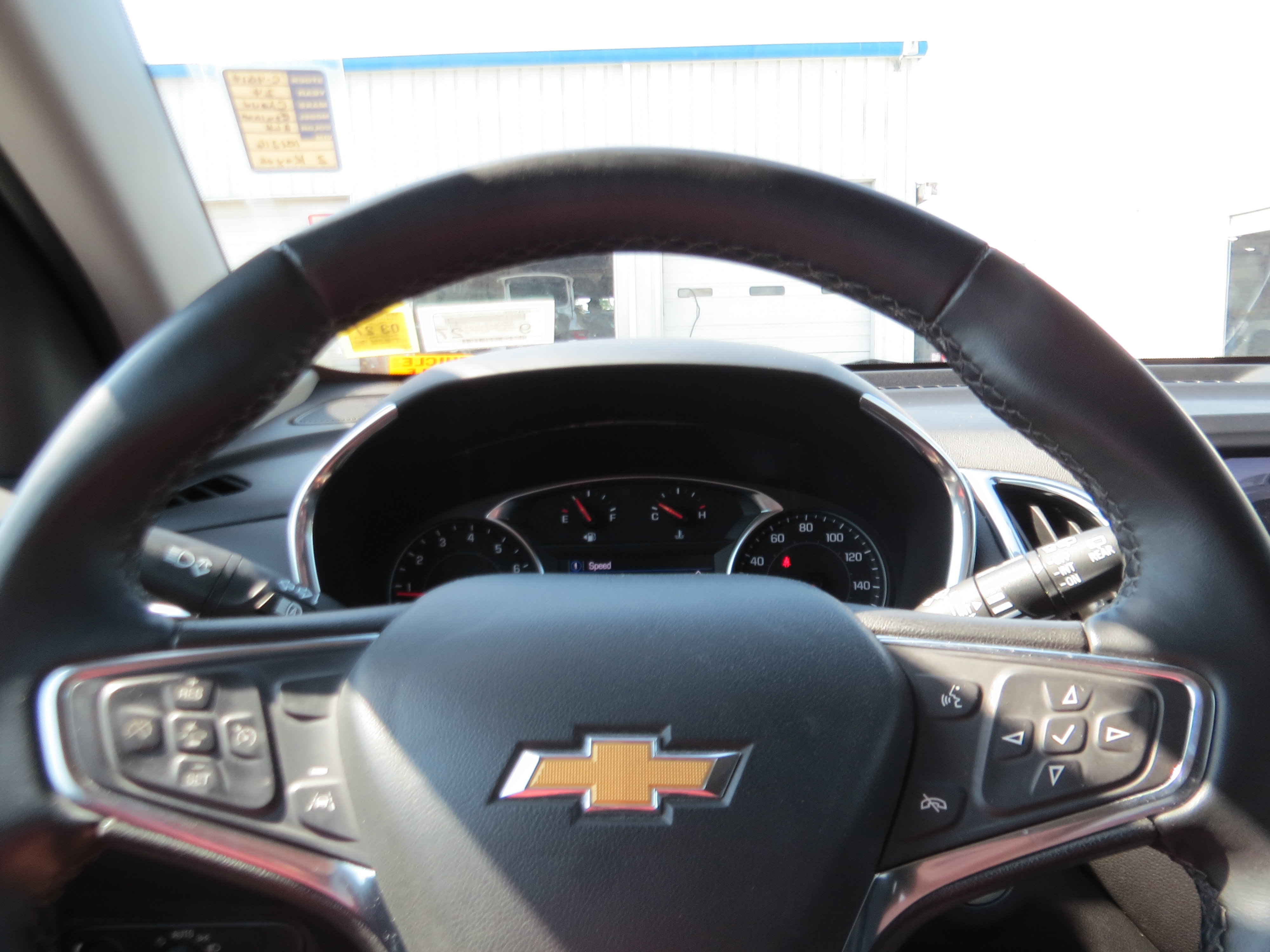 Used 2024 Chevrolet Equinox LT AWD/4WD image 23