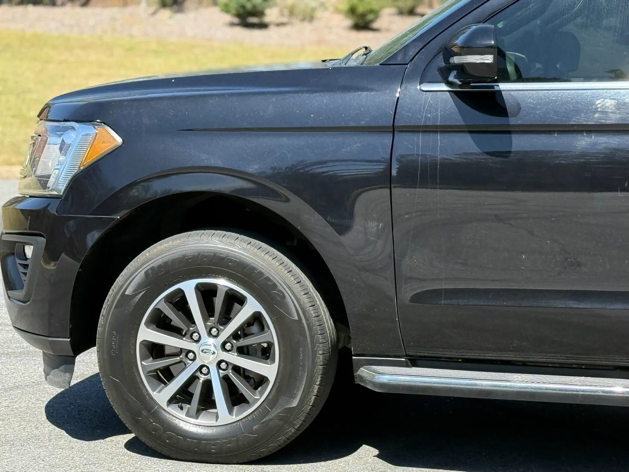 Used 2020 Ford Expedition Max XLT w/ Equipment Group 202A RWD image 7