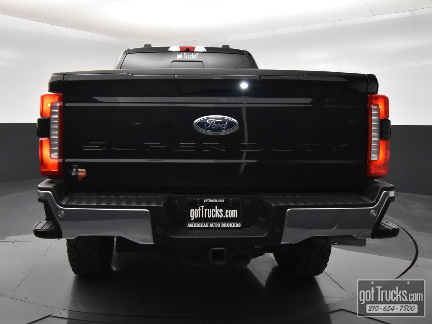 Used 2025 Ford F250 Lariat w/ Lariat Ultimate Package AWD/4WD image 6