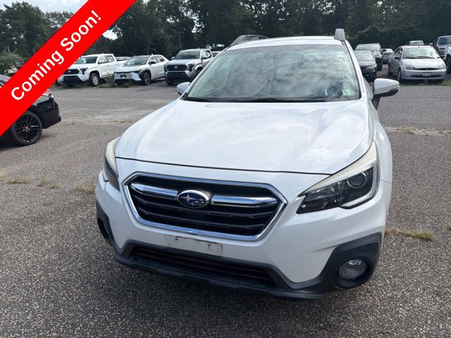 Used 2018 Subaru Outback 2.5i Premium AWD/4WD image 1