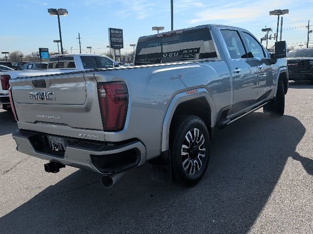 Certified 2025 GMC Sierra 2500 Denali Ultimate image 4