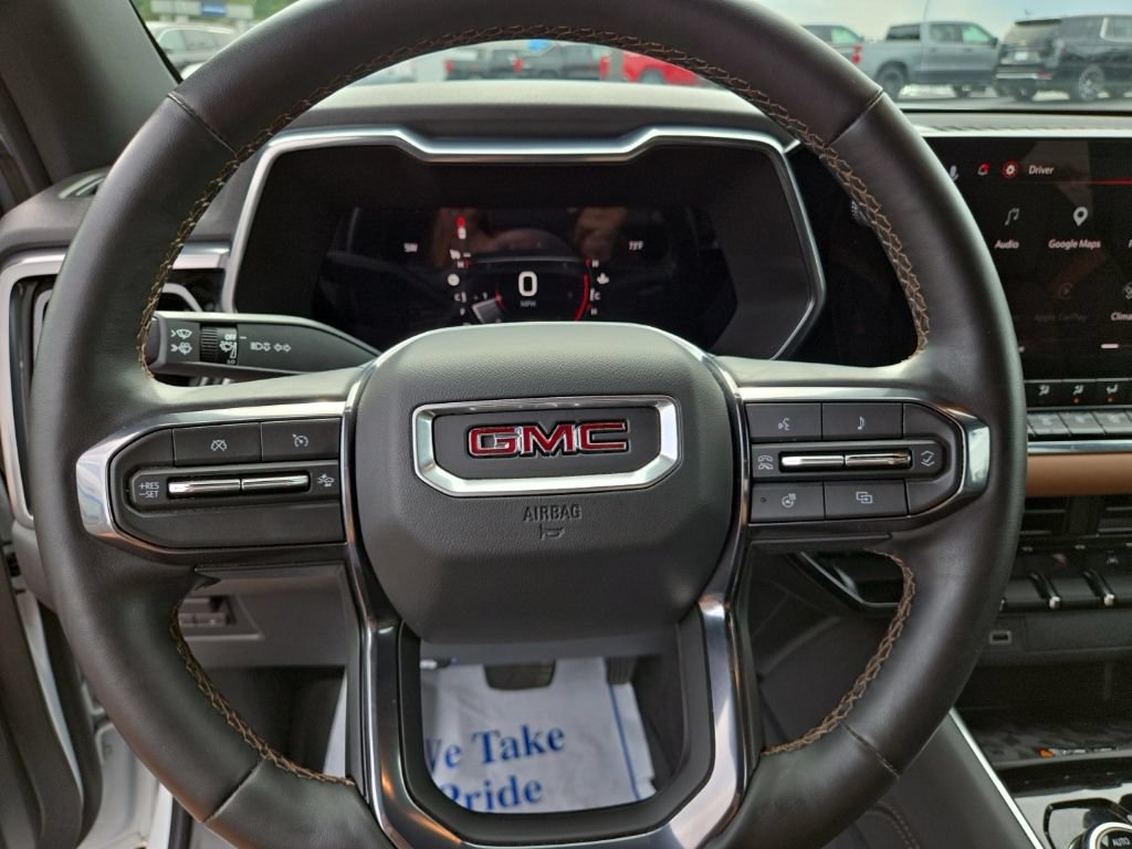 Certified 2023 GMC Canyon AT4 w/ AT4 Premium Package AWD/4WD image 18
