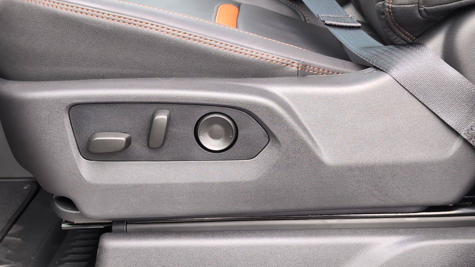 New 2026 GMC Sierra 2500 AT4 w/ AT4 Premium Plus Package AWD/4WD image 20