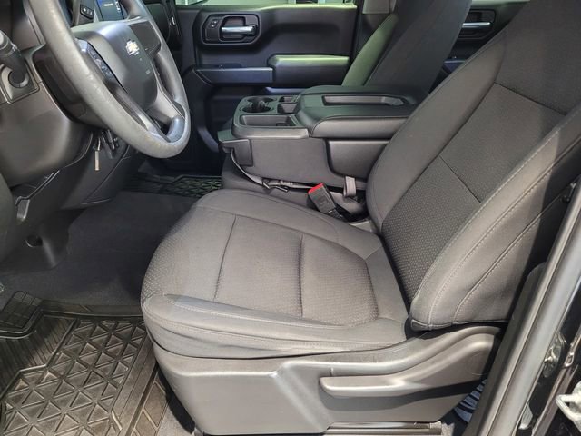 Used 2020 Chevrolet Silverado 1500 Custom w/ Custom Value Package image 17