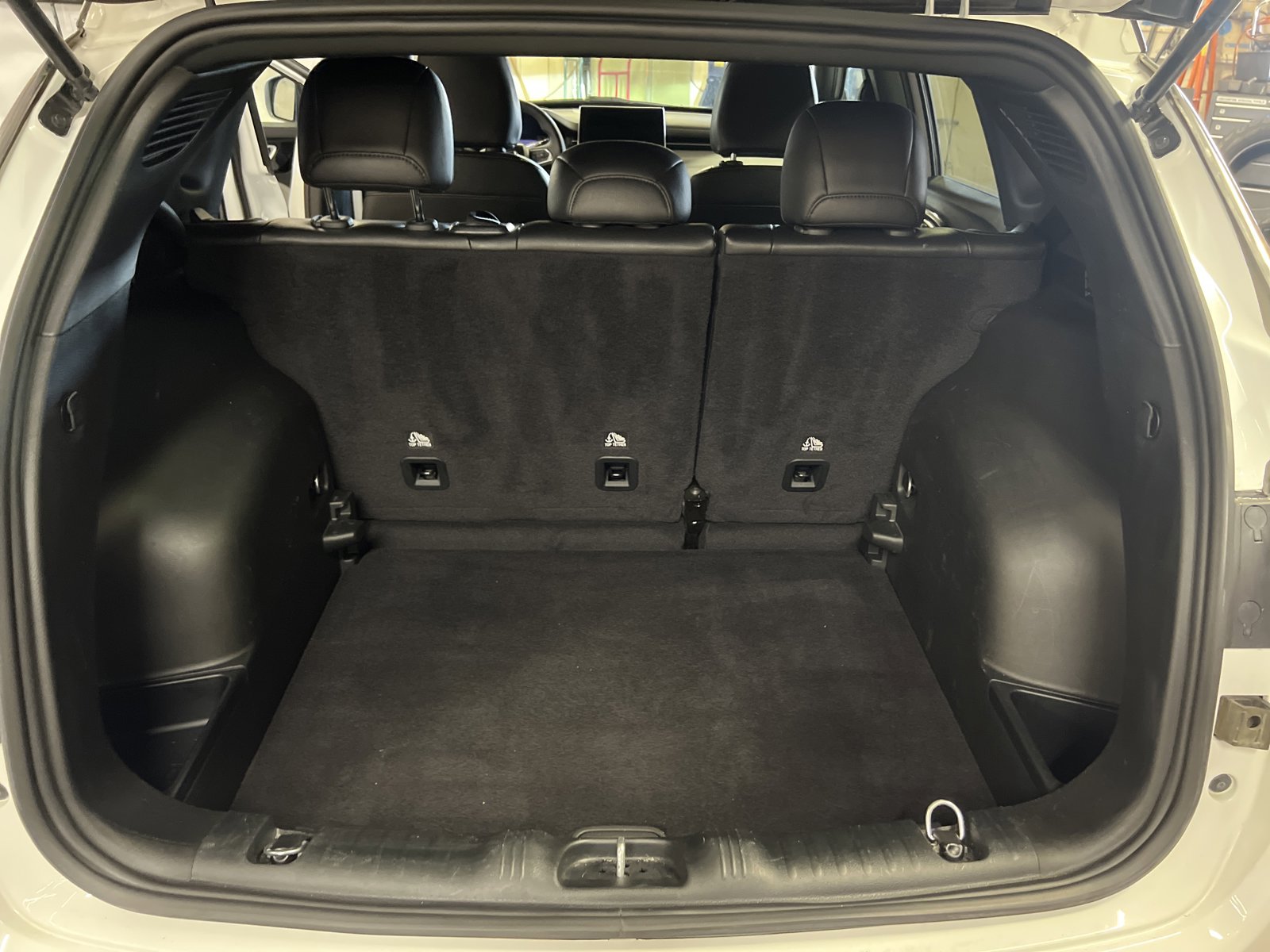 Used 2024 Jeep Compass Limited image 7