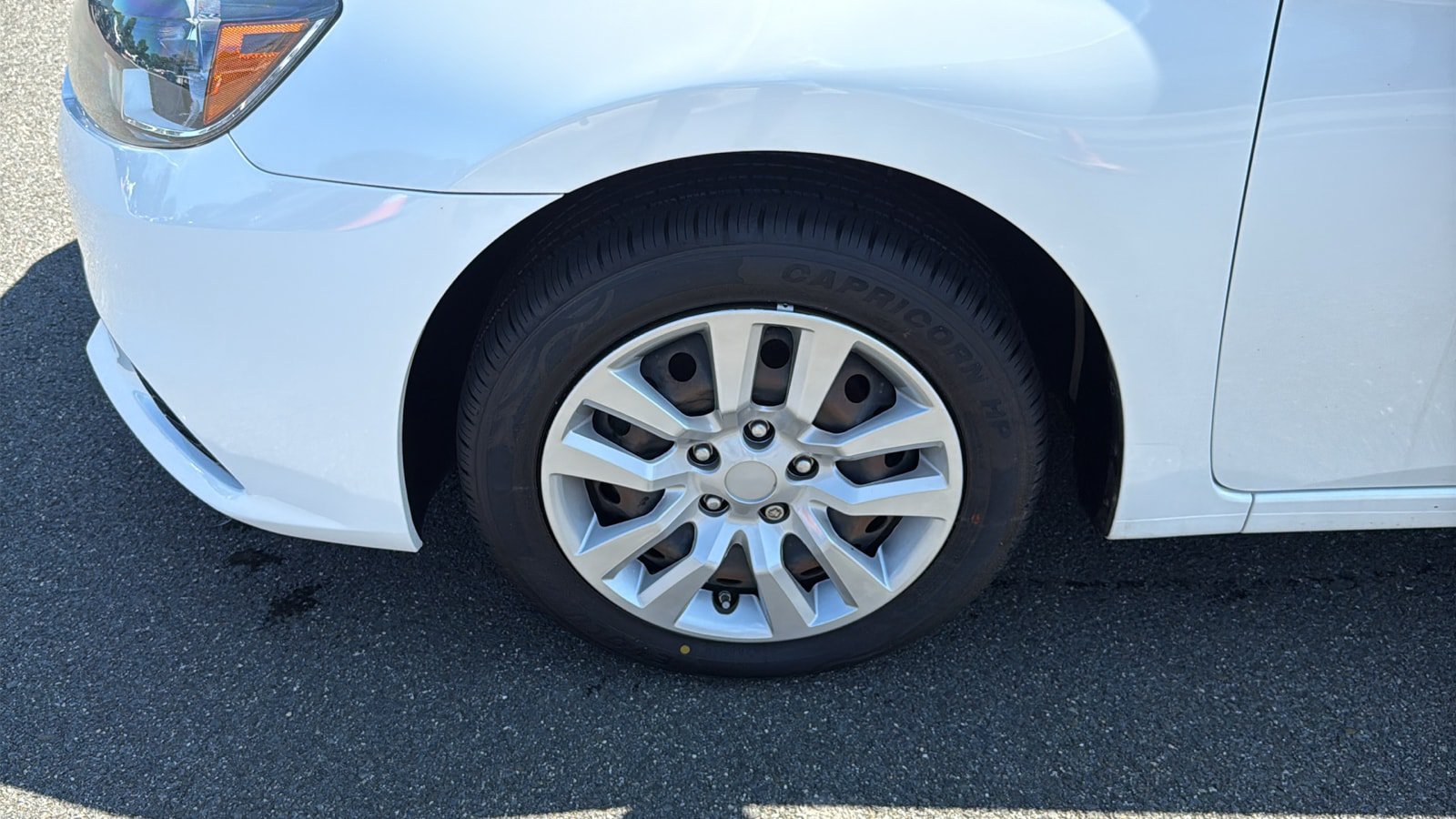 Used 2016 Nissan Sentra SV FWD image 8