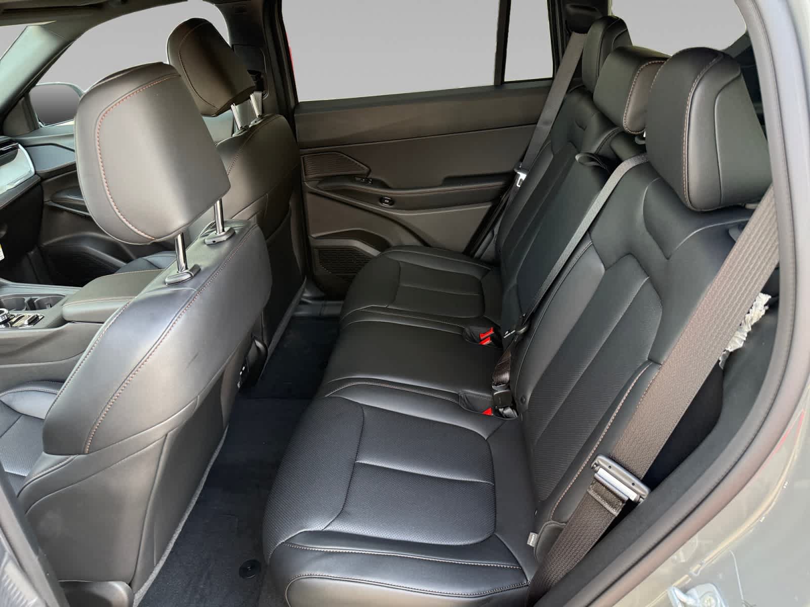 New 2027 Jeep Cherokee Limited AWD/4WD image 22