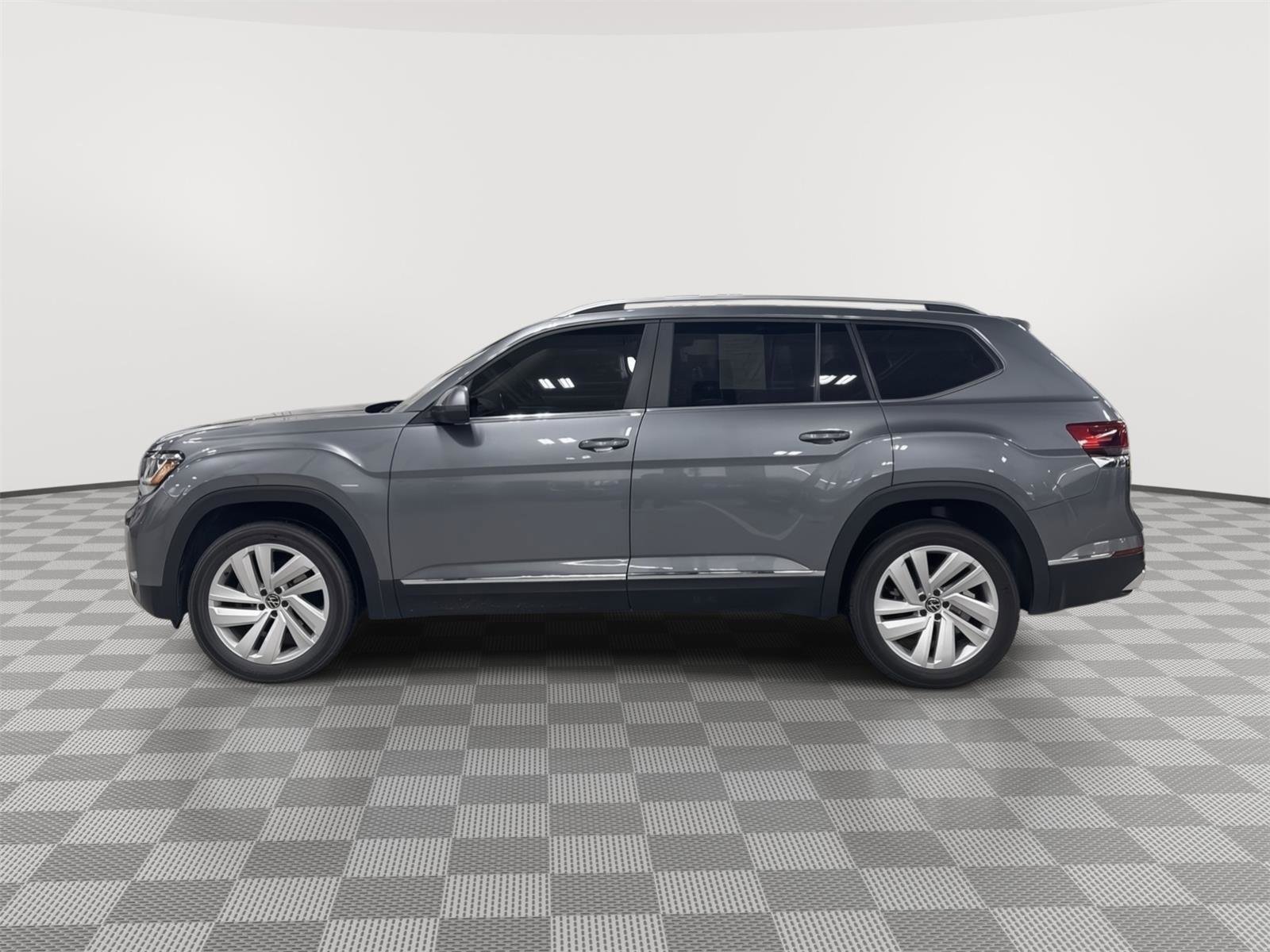 Used 2021 Volkswagen Atlas SEL AWD/4WD image 5